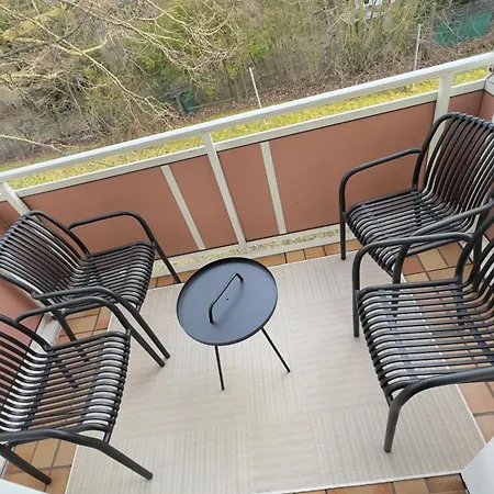 Goldberg, Balkon, Smarttv Apartman *